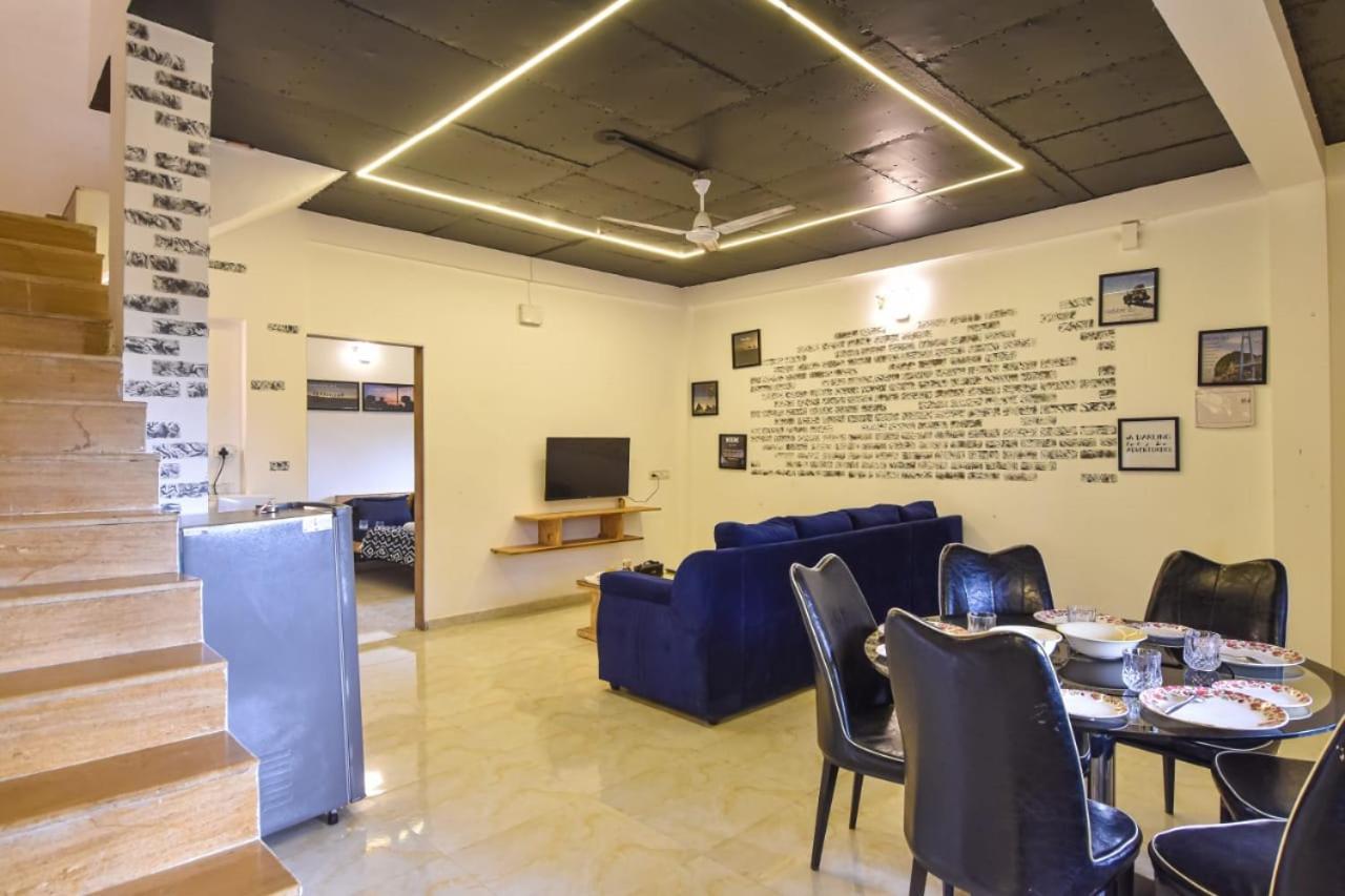 Empyrean Stay Ll 3Bhk Ll Black Horse Villa Ll Ac Ll Private Pool Ll Wifi II Lux Ll Lonavala Exterior foto